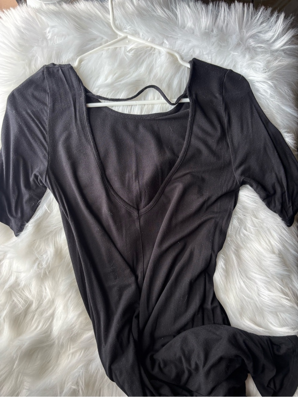 Women’s Black V-Neck Short Sleeve dress